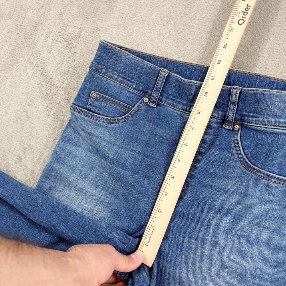 Spanx Straight Leg Jeans in Vintage Indigo Women Medium Tummy‎ Shaping - Picture 9 of 10